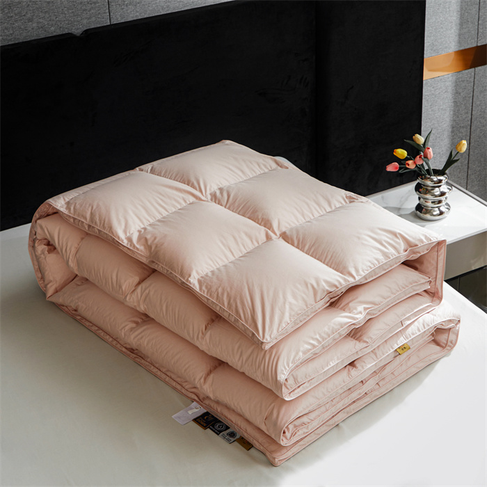 Luxury Soft Goose Down Quilt